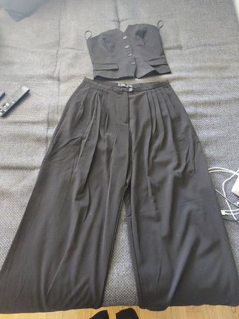Damen Set schwarz mit zwei verschiedenen Anzughosen