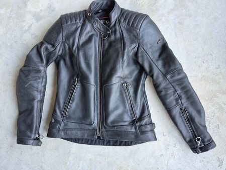 Alpinestars Lederjacke Damen Grösse S guter Zustand