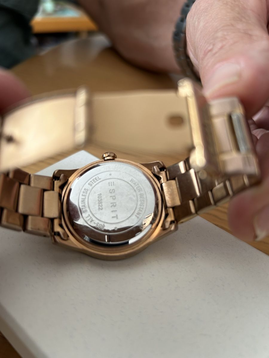 Esprit Montres: Damenuhr Esprit – D'occasion à Heiligkreuz (Mels) par Maedems5 1