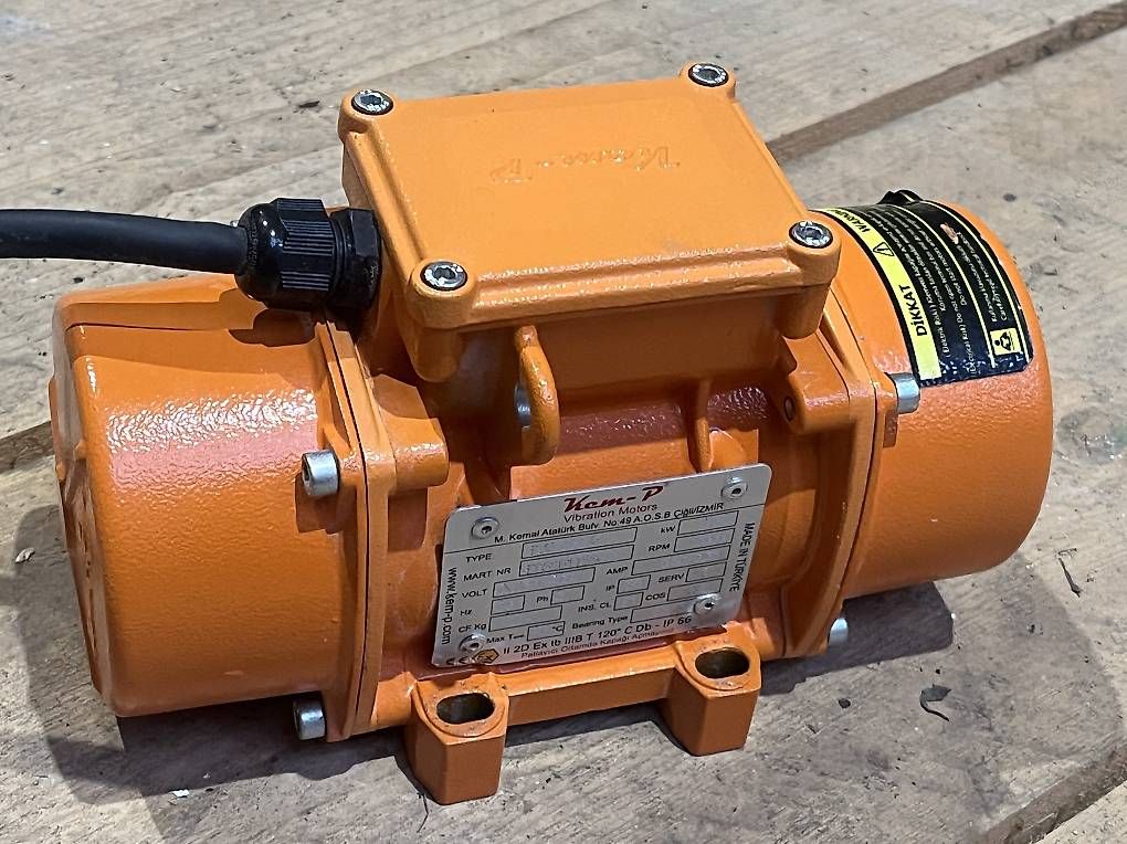 Motori: Vibrationsmotor stark, Kem-P 400V – Usato da Endingen venduto da benjaminsteiner