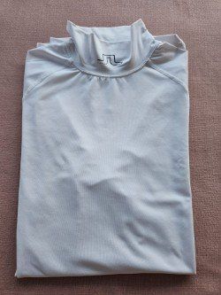 Lindeberg Maglioni & Felpe: J. Lindeberg Golf Compression shirt.  Taille S.  État neuf. – Nuovo (secondo la descrizione) da GENEVE venduto da goldforall 8