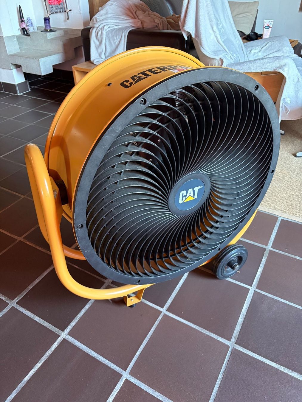 Caterpillar Ventilateurs: CAT Top-Ventilator auf Rollen – D'occasion à Windisch par milire1 1