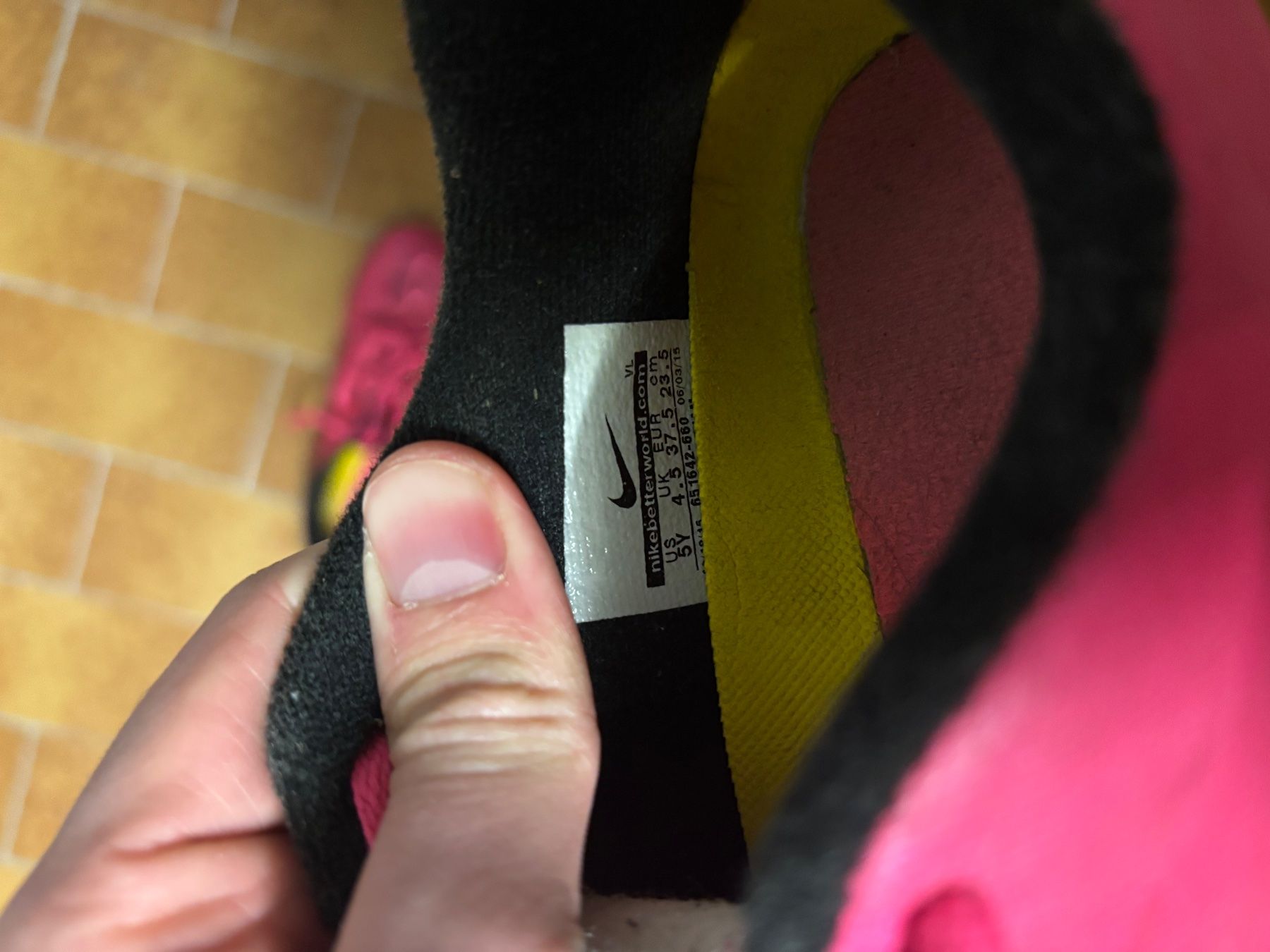 Nike Scarpe da uomo: Fussballschuhe – Usato da ZOLLIKON venduto da FamilleArleti 1