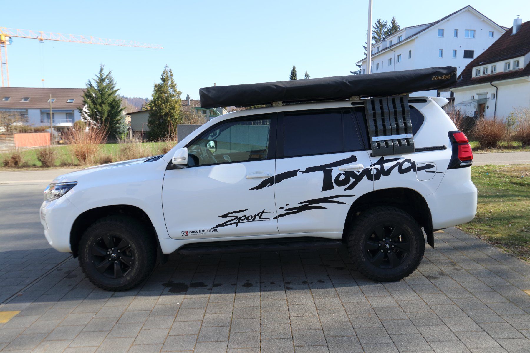 Toyota Véhicules de camping: Landcruiser 2.8TD Comfort Automatic – D'occasion à Menziken par rief60 2