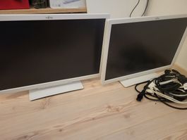 2x Fujitsu Monitore weiss gebraucht mit Kabeln