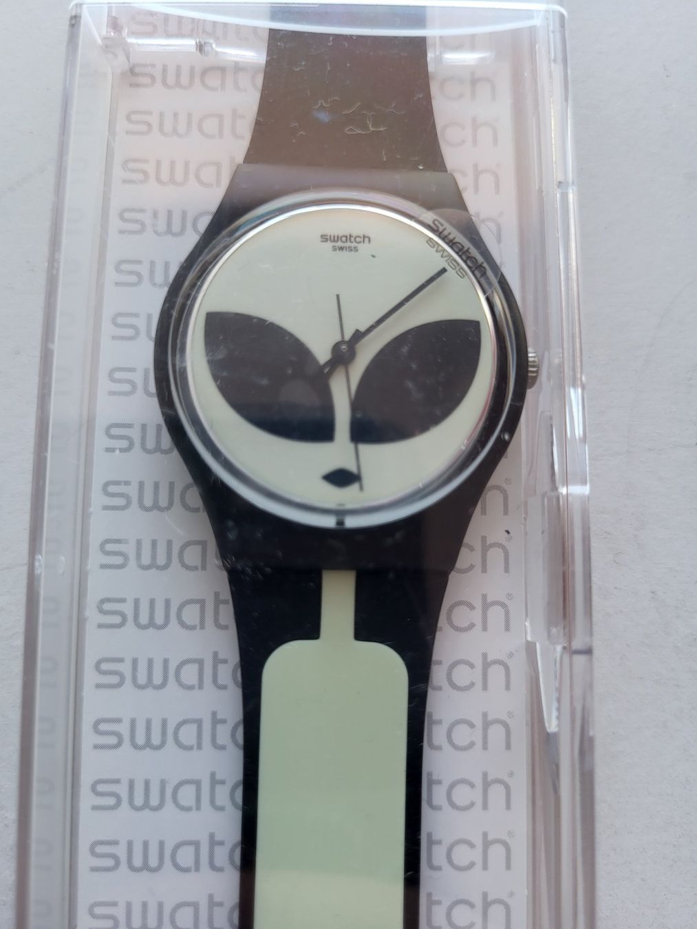 Swatch Orologi: Montre Swatch Telephon Maison GB307 – Nuovo e nell'imballaggio originale da Genève venduto da Mel.R_