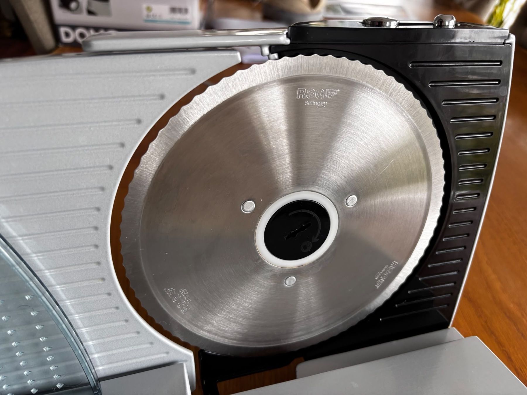 Elettrodomestici da cucina: Domo Allesschneider Fleischmaschine – Usato da Büron venduto da Wygabu 2