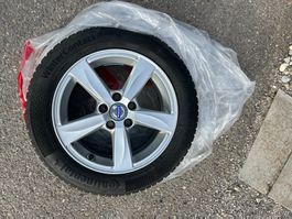 4x Original Volvo V40 (Bj: 2013) Winterkompletträder