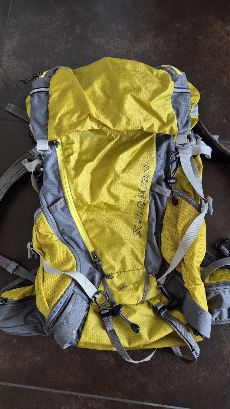Zaini: Salamon Rucksack Sky 30 – Usato da Oberentfelden venduto da Principessa75 1