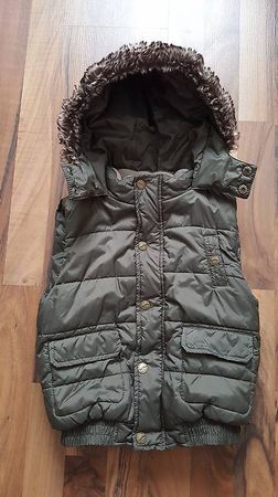 Khaki Winter Weste mit Kapuze, Gr. 104 Top Zustand!