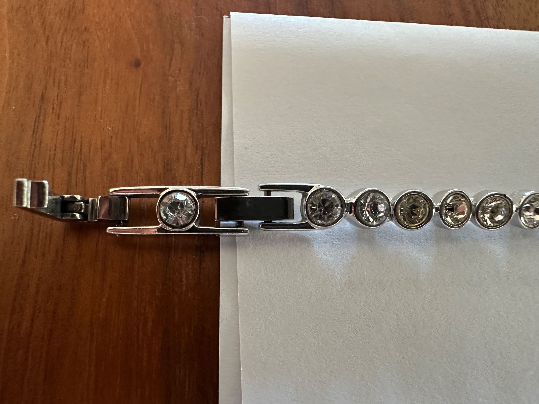 Swarovski Bracciali & Braccialetti: Glitzerndes Armband mit Steinen - elegant! – Usato da Dübendorf venduto da Ja032 1