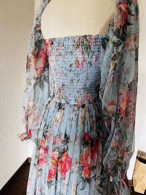 Kleider: Blumenkleid  – Gebraucht aus Winterthur von Anjarys 2