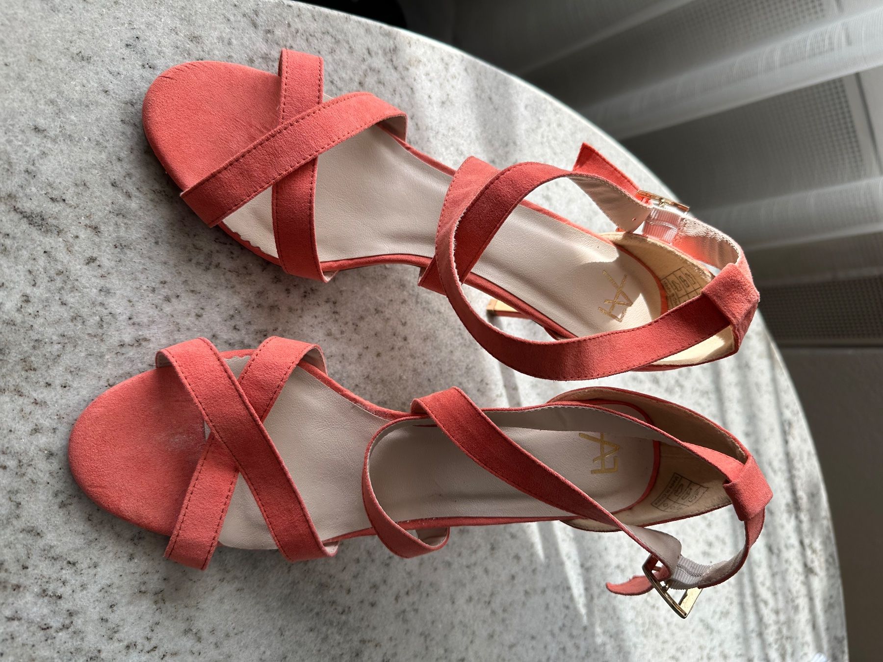 Scarpe da donna: Pumps – Usato da Rotkreuz venduto da ang_s7kc