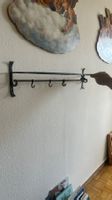 Wandregal aus Schmiedeeisen mit Haken, gute Zustand