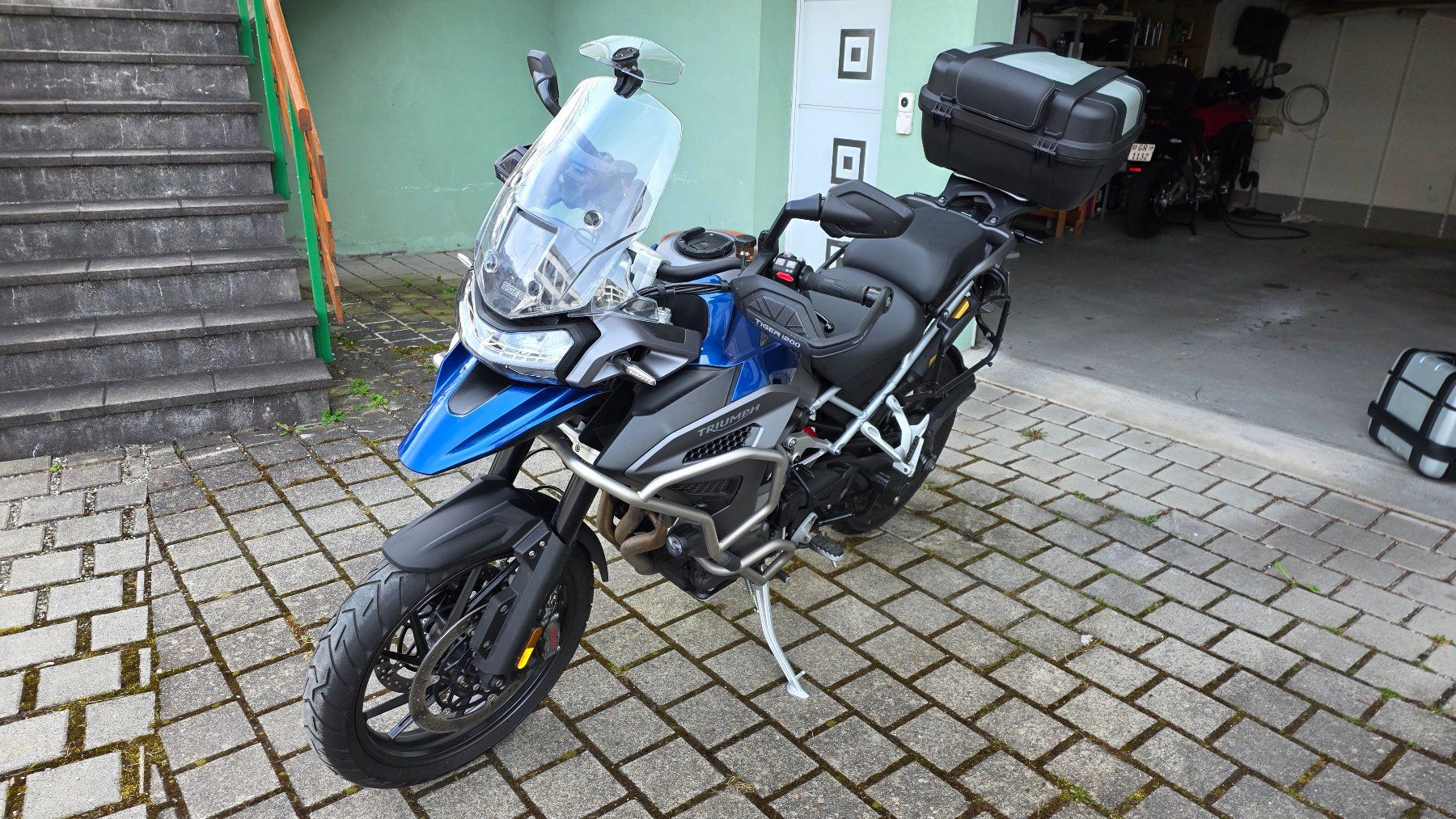 Triumph Enduro: Neuwertige Triumph Tiger 1200 GT Explorer – Neu (gemäss Beschreibung) aus Trimmis von hitschi01 6