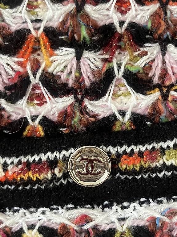 Chanel Gilet & Giacche senza maniche: Chanel Gilet/Veste – Usato da Zürich venduto da AyJay 2