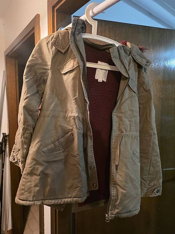 Vestes & Manteaux: Veste 14ans – D'occasion à Lausanne par yannaroundtheworld 2