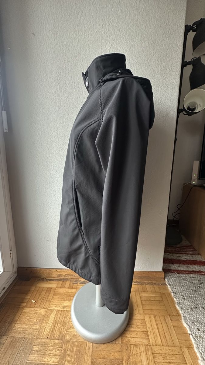 Mamalila Giacche: Mamalila Tragejacke Softshell Schwangerschaft S – Usato da Winterthur venduto da whatdreamz 4
