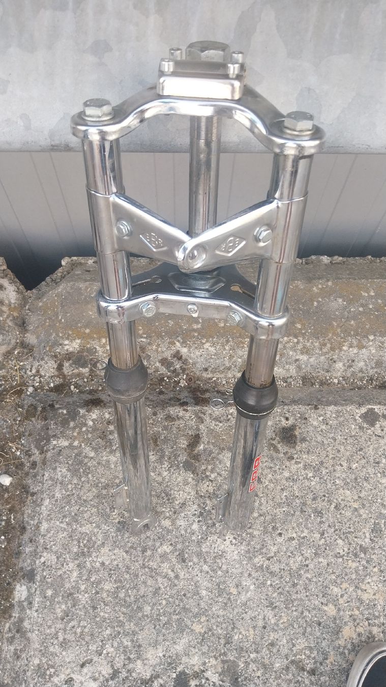Puch Parti ricambio per ciclomotori: Fourche EBR chromée pour Maxi puch  – Usato da chatelaine venduto da the_l5wf 2