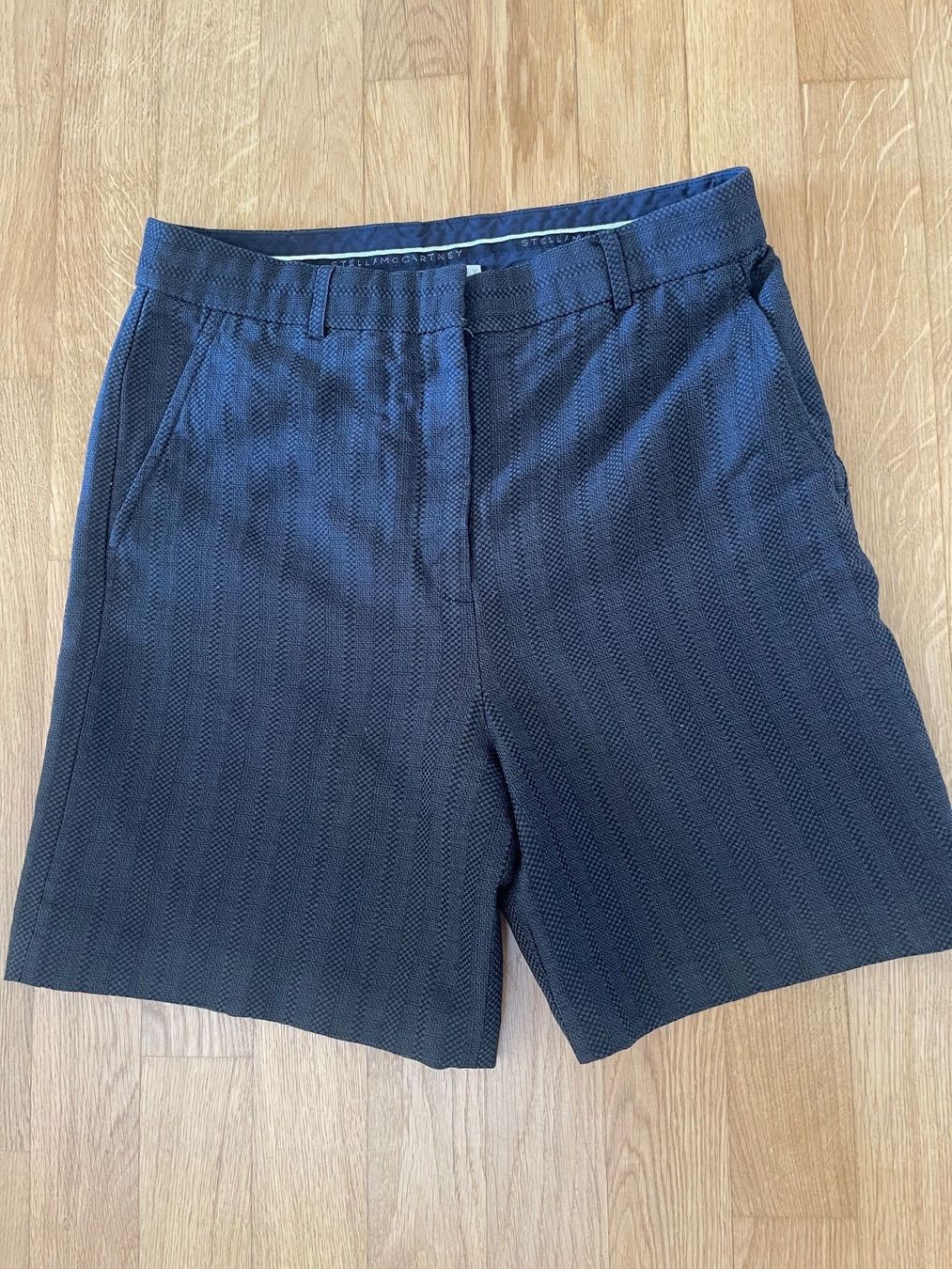 Stella McCartney Pantalons: Stella McCartney Shorts – D'occasion à Zürich par Keks18