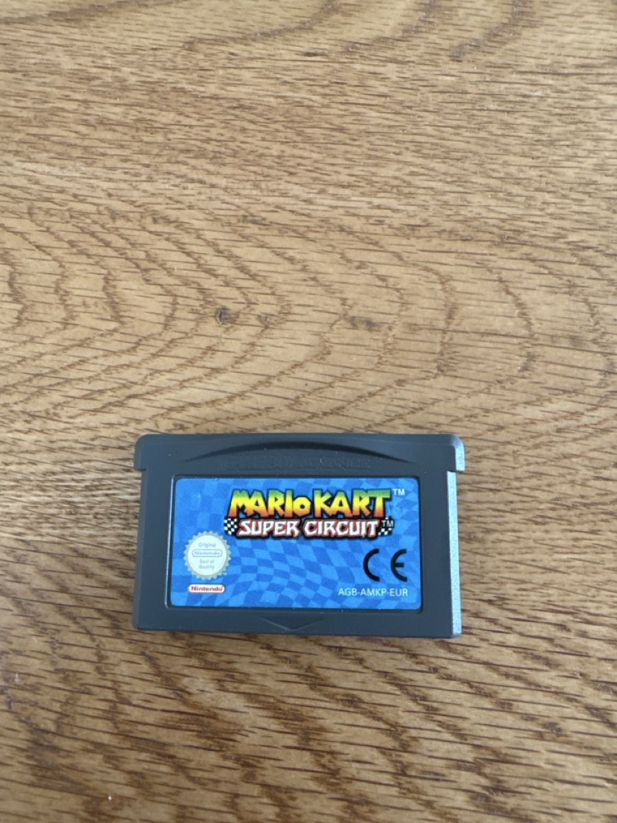Nintendo Giochi: Game Boy Advance Game – Usato da Flaach venduto da DewTrich