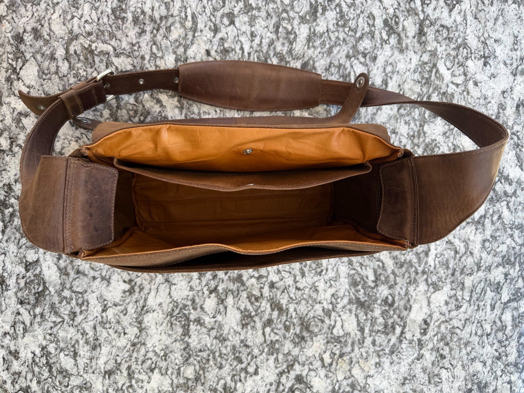Borse: Dothebag Ledertasche Messenger naturbraun – Usato da Wiesendangen venduto da Fior 1