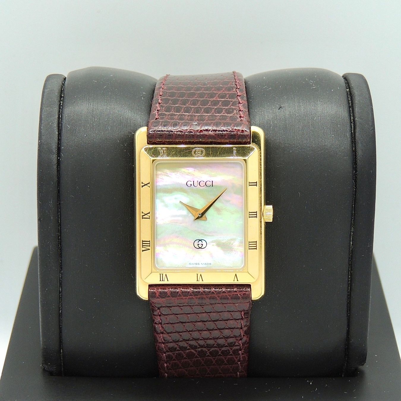 Gucci Uhren: Montre Gucci nacre vintage – Neu (gemäss Beschreibung) aus Lausanne von DuGoutetdesCouleurs 1