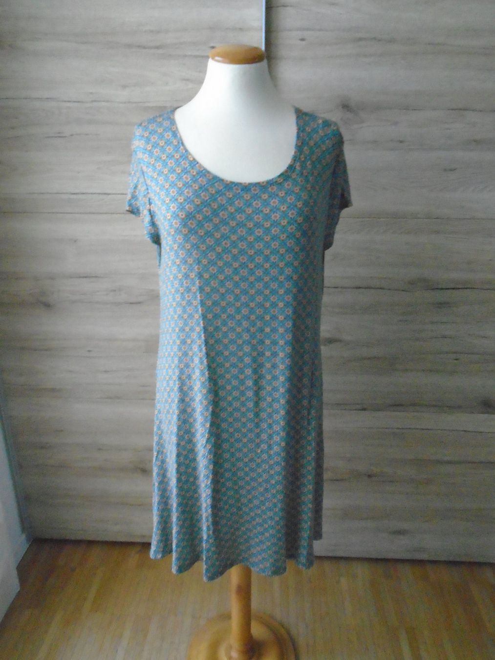 Moshiki Vestiti: Moshiki Kleid gr. XL – Usato da Basel venduto da Fiona-Lea