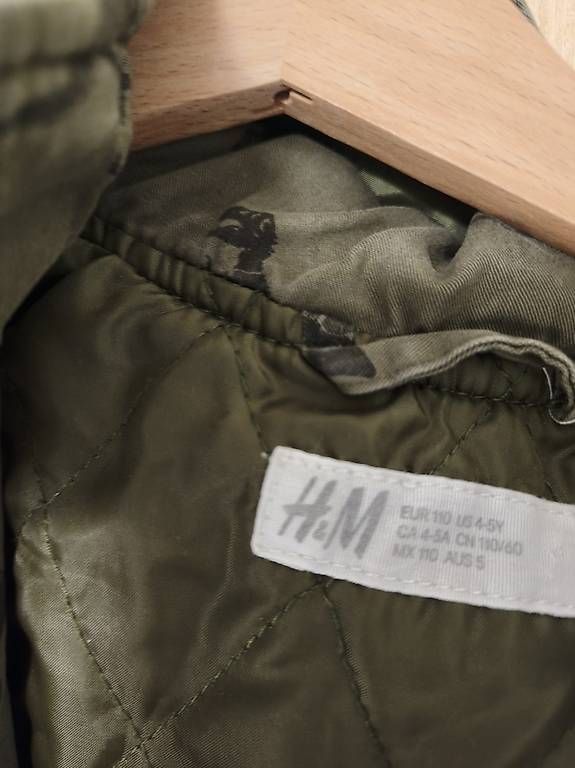 Giacche & Cappotti: Jacke von H&M Grösse 110 – Usato da Niederhasli venduto da Da_Op 1