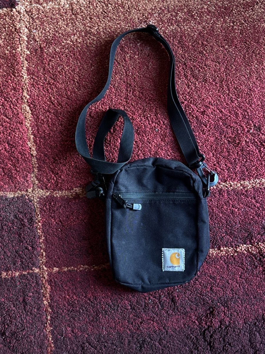 Carhartt Borse: Carhartt Crossbody Tasche – Usato da Lausen venduto da sineri