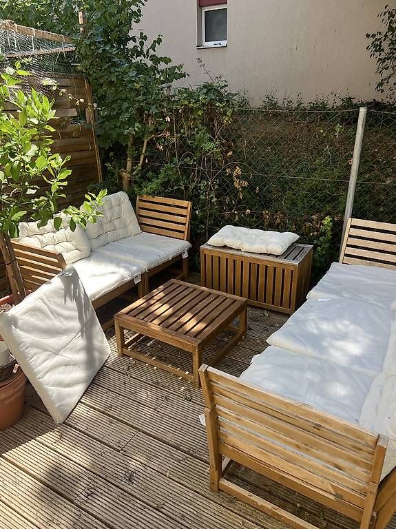 Set de table et chaises: Gesamte Terrasseneinrichtung – D'occasion à Kirchberg BE par rebi_sarah 3