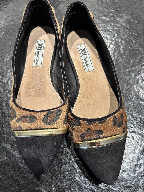 Chaussures femmes: Schöner Pumps – Neuf avec emballage d'origine à Gümligen par asc_xs5y 1