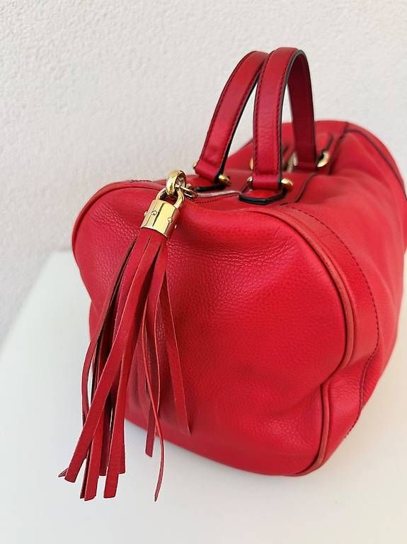 Taschen für Damen: Original Gucci Tasche Leder rot – Gebraucht aus Hinwil von mar_7dnn 2