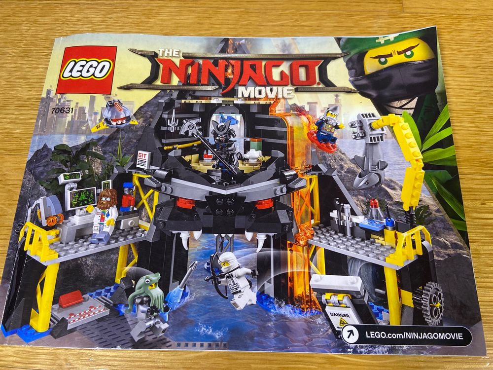 Lego Ninjago-Vulkan Versteck (Gebraucht) in Arlesheim für CHF 25 – mit ...