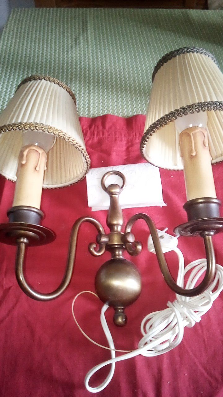 Lampes: APPLIQUE MURALE. – D'occasion à Lausanne par DoN0sore55