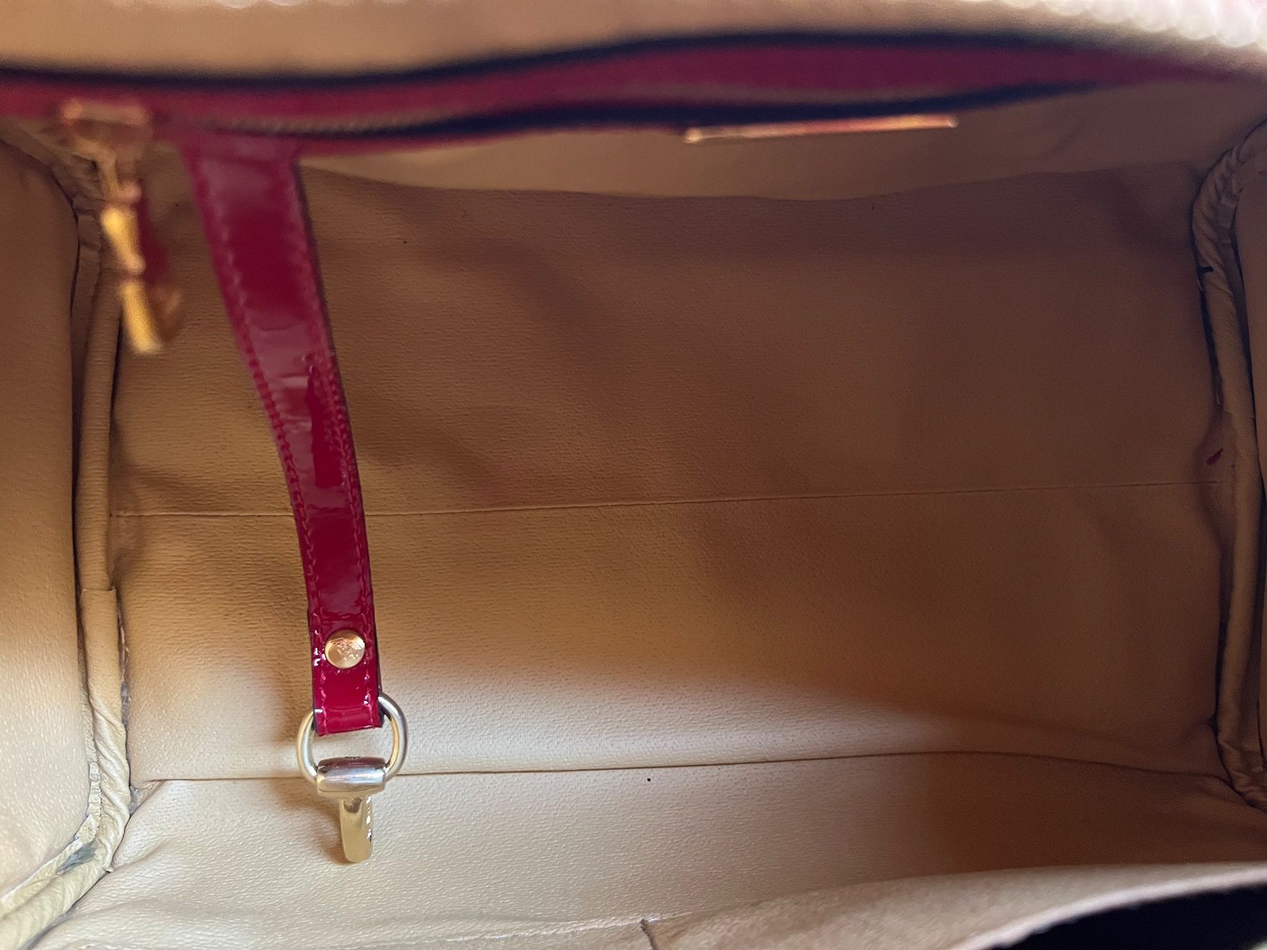 Maison Mollerus Borse da donna: Wunderschöne rote Maison Mollerus Tasche – Usato da Fischbach LU venduto da Dear.Luki 7