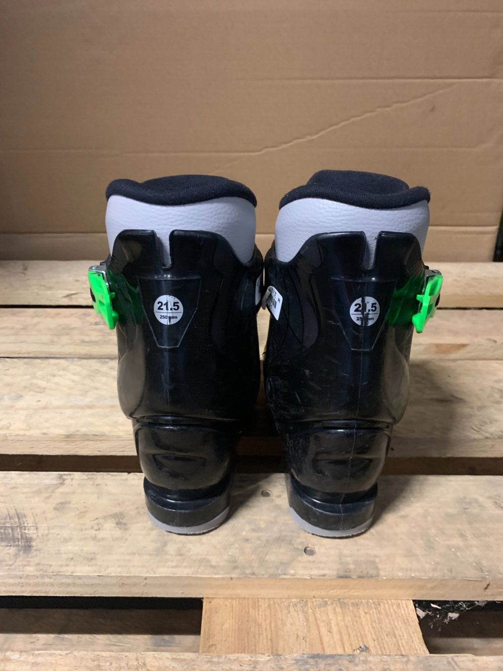 K2 Scarpe per ragazzi: Skischuhe, K2 Xplorer 2, Grösse 34 – Usato da Schwarzsee venduto da Sidecut 1