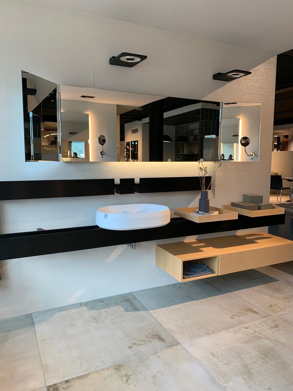 Mobili per bagno: AGAPE Waschtischanlage RICO – Usato da Stans venduto da AQWA_AG 2