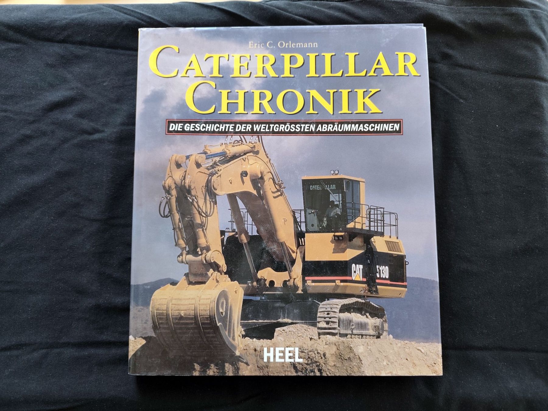 Livres: Caterpillar Chronik – D'occasion à Birrwil par dirtyoldtown