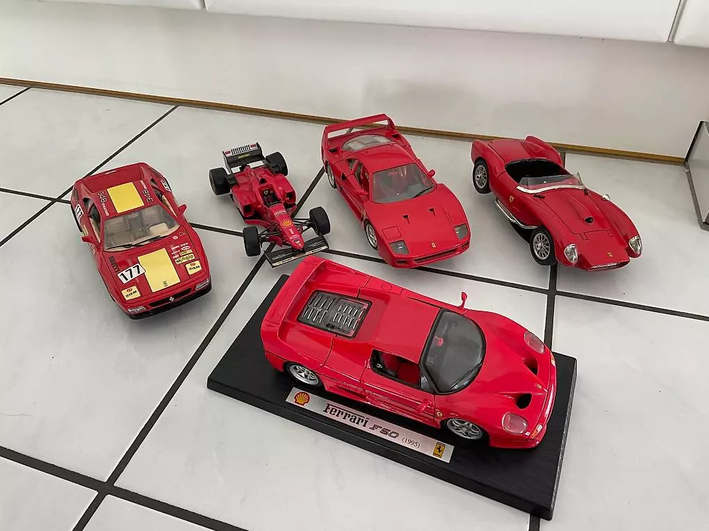 Modellautos: Modellautos – Neu und originalverpackt aus Zizers von babyturbo