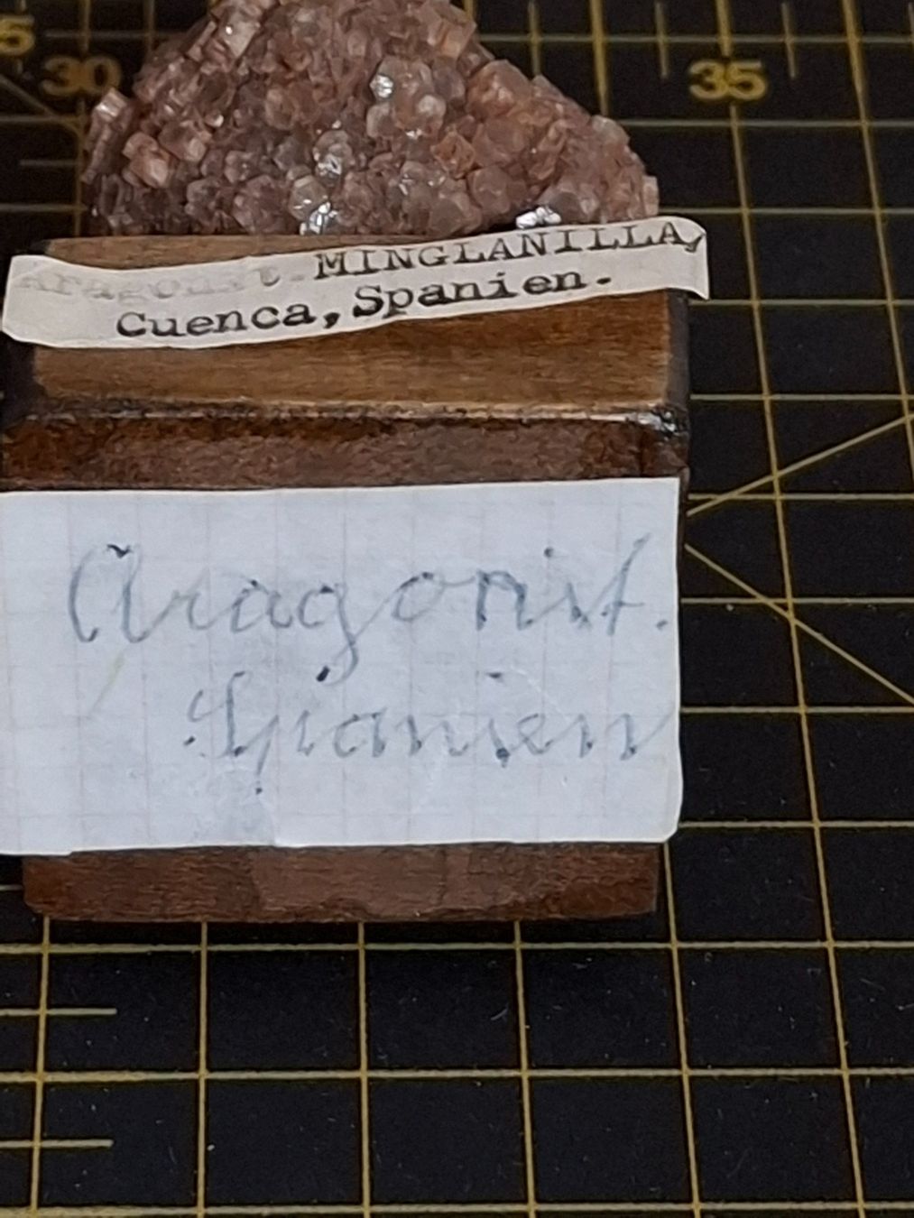 Minerali & Pietre curative: Aragonit Spanien – Usato da Zwieselberg venduto da Halifaxmendusli 3