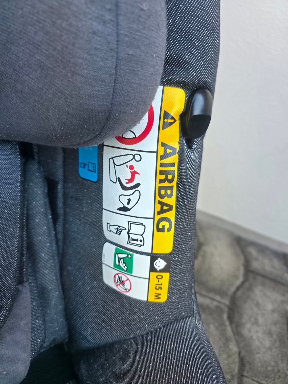 Maxi-Cosi Seggiolini per auto: Maxi Cosi Axiss Fix – Usato da Steffisburg venduto da Davga 3