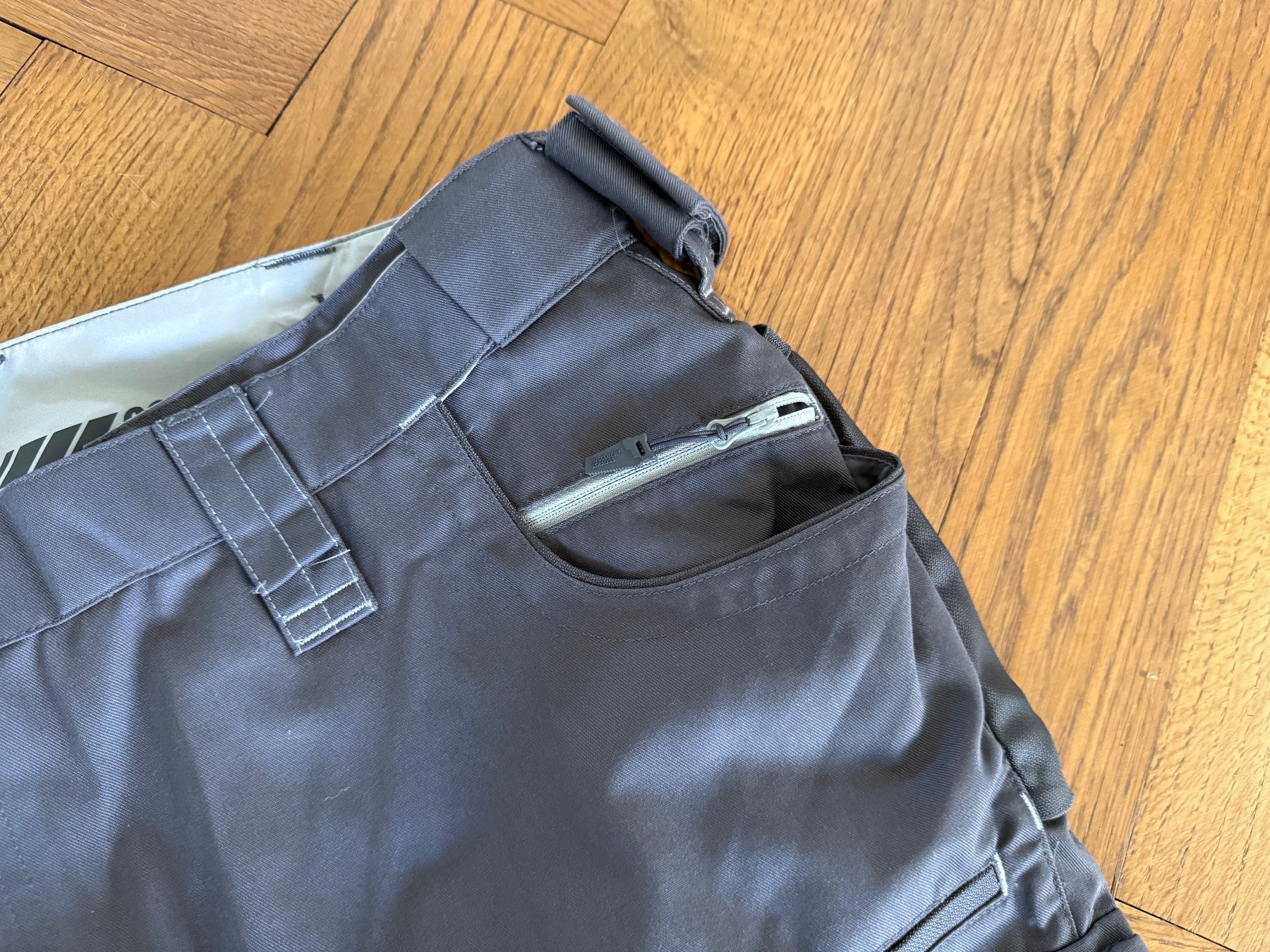 Engelbert Strauss Pantaloni: NEU Engelbert Strauss Hose Größe 60 Herren Motion – Nuovo (secondo la descrizione) da Ennetbaden venduto da mapa05 2