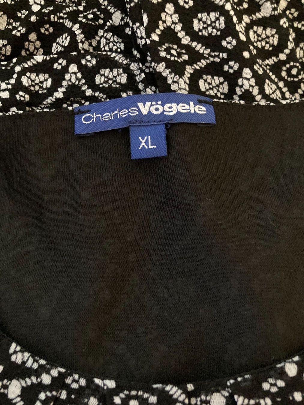 T-shirt: 2x gemustertes Shirt Gr. XL – Usato da Thun venduto da Vans_98 3