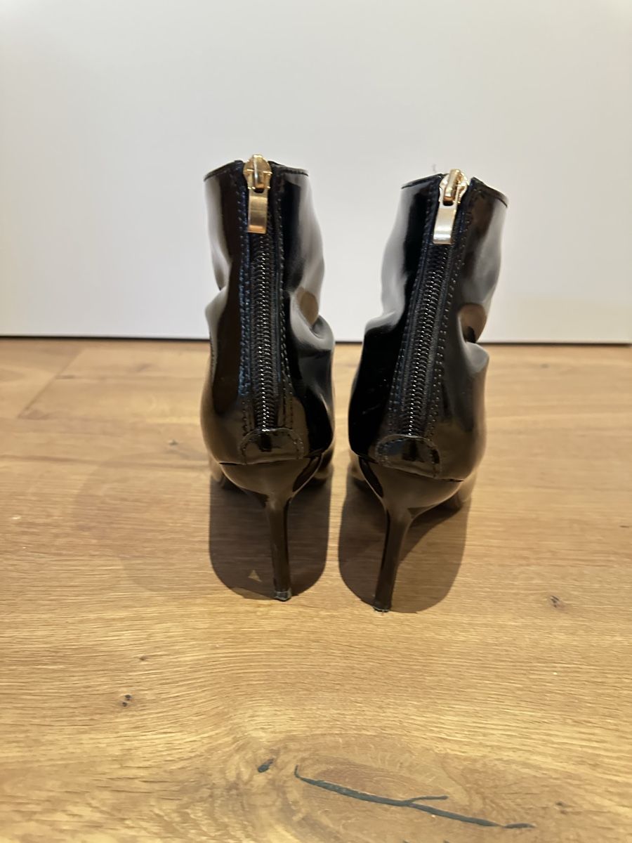 Scarpe da donna: Lackleder Stiefeletten schwarz Gr. 35 – Nuovo (secondo la descrizione) da Zürich venduto da tss_6qc6 3