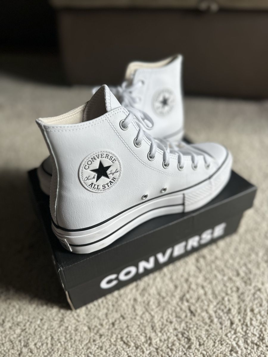 Converse Scarpe da uomo: Converse Leder Gr. 39 einmal getragen  – Nuovo (secondo la descrizione) da Schaffhausen venduto da MX02 1