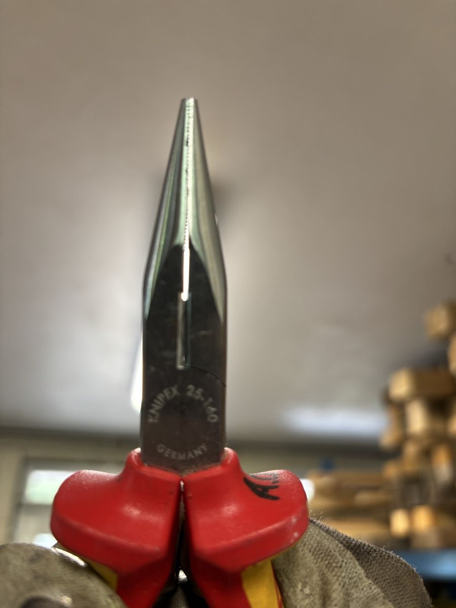 Knipex Tutti gli attrezzi: KNIPEX Kombizange & Spitzzange 1000V, – Usato da Bärau venduto da Luschwa 4