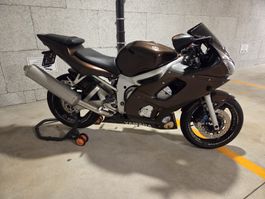 Yamaha R6 RJ03 5EB Motorrad ab Platz
