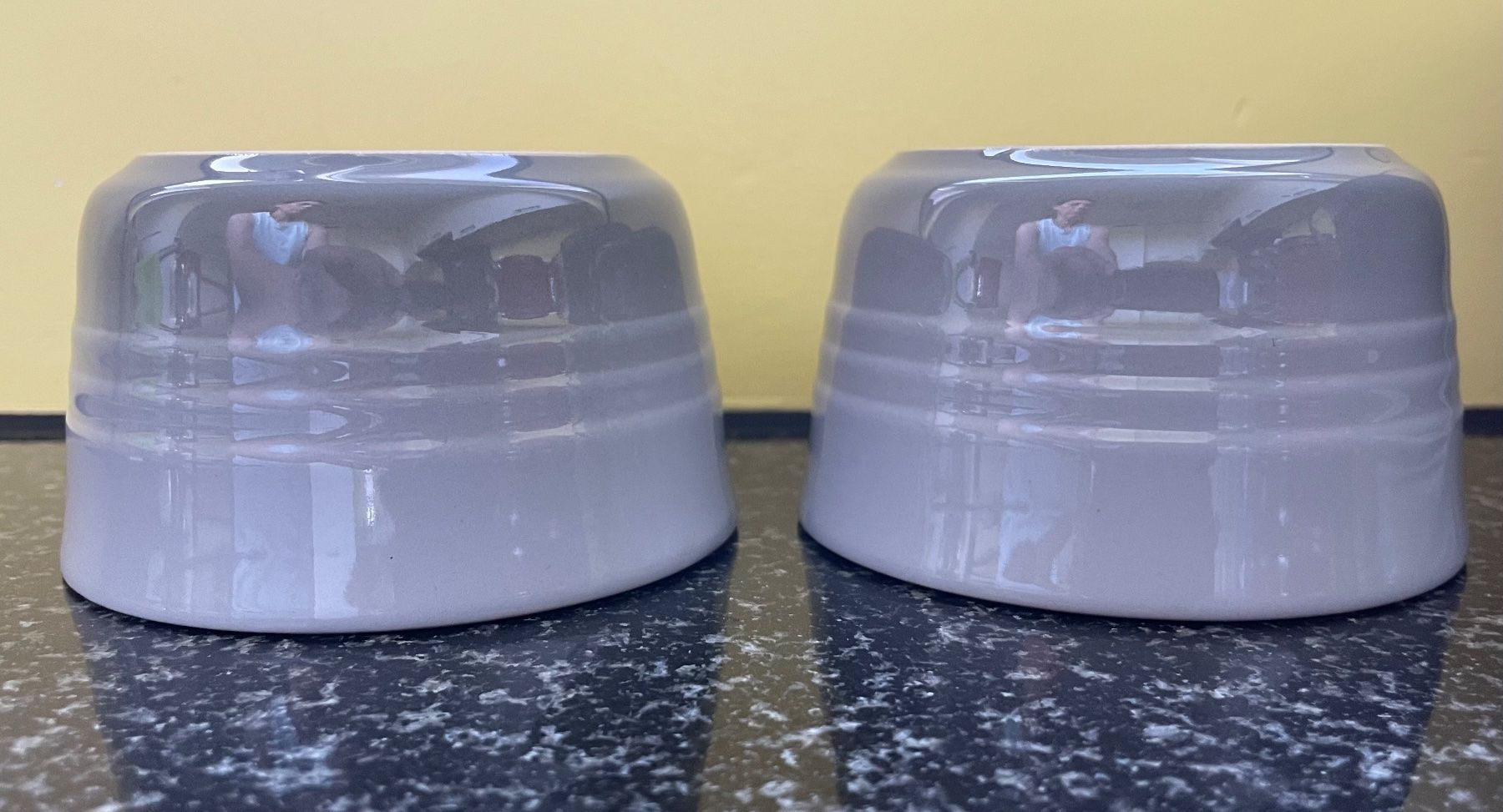Le Creuset Moules à gâteaux: Le Creuset Töpfchen Set, hellgrau, Fabrikneu – Neuf avec emballage d'origine à Winterthur par seamaster1 1