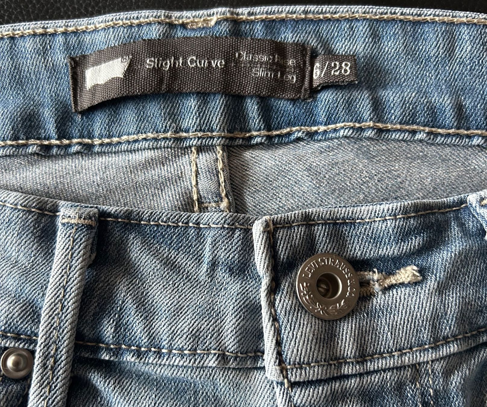 Levi's Jeans: Levi Strauss Damen Jeans – Gebraucht aus Steffisburg von Maratsch 2